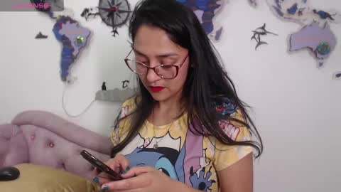 Snapshot of ximenaa_suarez chatting on 12.18.24 ximena suarez online show from 12.18.24