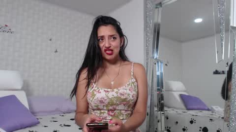 Snapshot of ximenaa_suarez chatting on 02.01.25 ximena suarez online show from 02.01.25