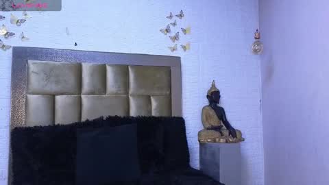 Snapshot of ximenawilliamss chatting on 02.03.25 ximena online show from 02.03.25