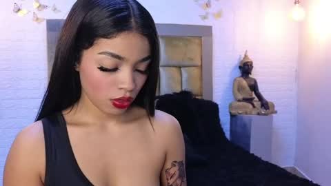 Snapshot of ximenawilliamss chatting on 02.09.25 ximena online show from 02.09.25