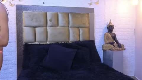 Snapshot of ximenawilliamss chatting on 02.21.25 ximena online show from 02.21.25