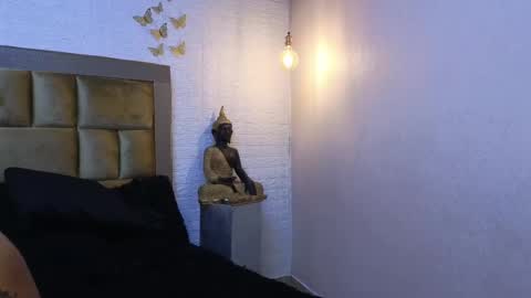 Snapshot of ximenawilliamss chatting on 02.25.25 ximena online show from 02.25.25