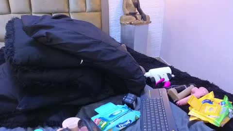 Snapshot of ximenawilliamss chatting on 02.26.25 ximena online show from 02.26.25