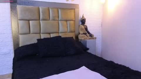 Snapshot of ximenawilliamss chatting on 09.26.25 ximena online show from 09.26.25