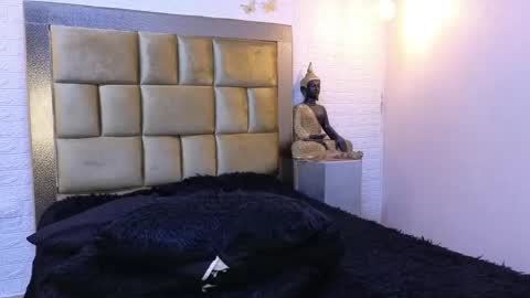 Snapshot of ximenawilliamss chatting on 10.03.25 ximena online show from 10.03.25