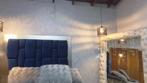 Snapshot of ximenawilliamss chatting on 10.12.25 ximena online show from 10.12.25