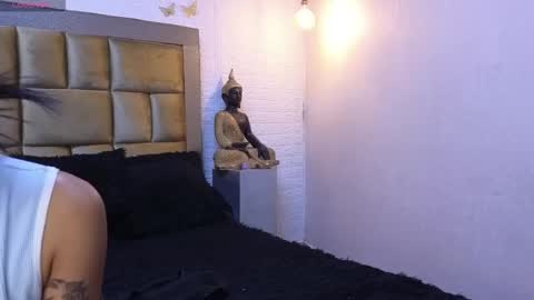 Snapshot of ximenawilliamss chatting on 10.29.25 ximena online show from 10.29.25