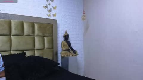 Snapshot of ximenawilliamss chatting on 11.23.25 ximena online show from 11.23.25