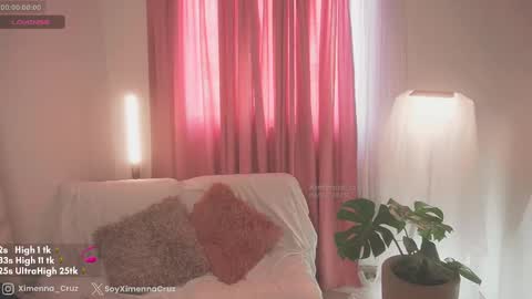 Snapshot of ximenna_cruz_ chatting on 03.09.25 Xime Independent Artist online show from 03.09.25