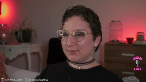 Snapshot of ximenna_cruz_ chatting on 11.04.25 Xime Independent Artist online show from 11.04.25