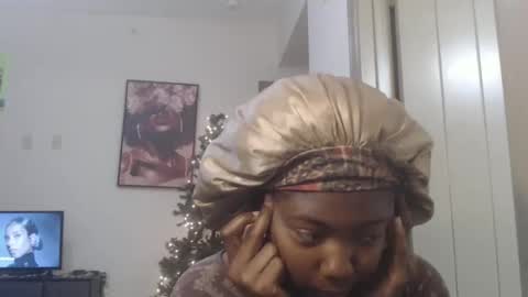 Snapshot of ximora212 chatting on 02.13.26 Ximora online show from 02.13.26