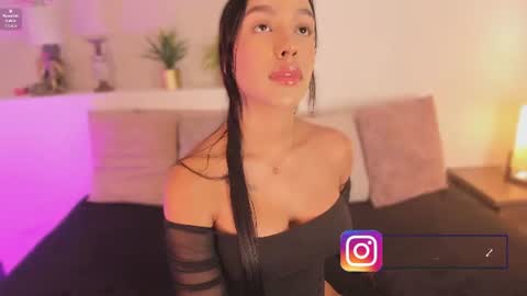 Snapshot of xiomara__cortes chatting on 06.27.26 X I O M A R A online show from 06.27.26