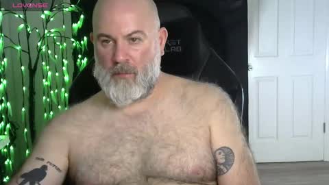 Snapshot of xjohnniex77 chatting on 02.26.26 MrSlowBurn77 online show from 02.26.26