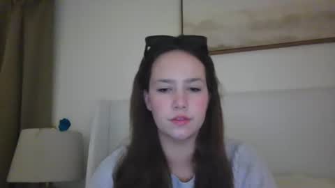 Snapshot of xkateleighx chatting on 10.21.25 kateleigh online show from 10.21.25