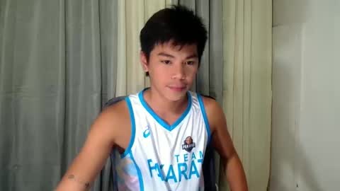 Snapshot of xkhen_damienx chatting on 02.12.26 Khen online show from 02.12.26