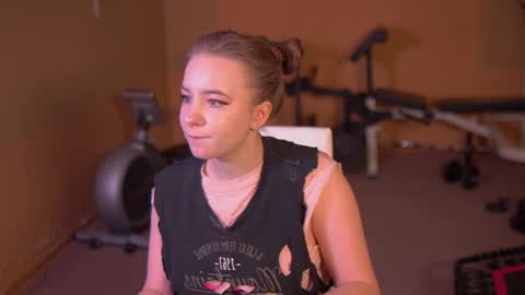 Snapshot of xlanabunny chatting on 12.08.24 xlanabunny online show from 12.08.24