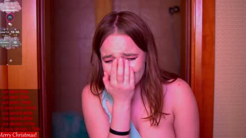 Snapshot of xlanabunny chatting on 12.28.24 xlanabunny online show from 12.28.24