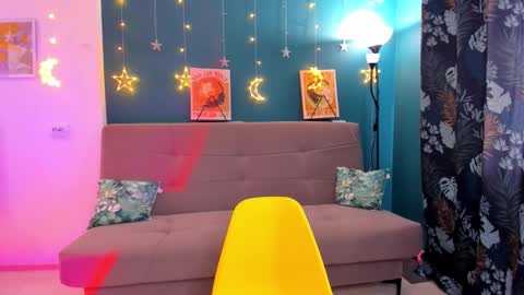 Chloe online show from 02.11.25