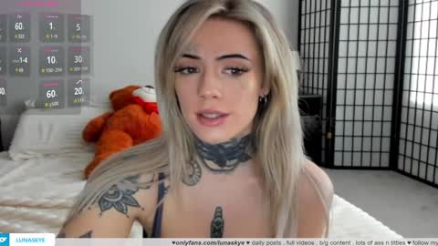   online show from 03.06.25