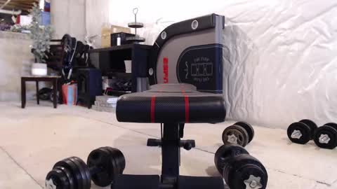 Snapshot of xlweapon chatting on 10.01.25 XLWeapon online show from 10.01.25