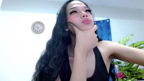 Snapshot of xmonaco88 chatting on 10.22.25 monaco online show from 10.22.25