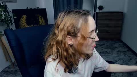 Kylie  online show from 09.20.25