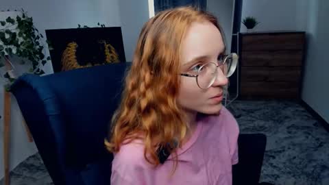 Kylie  online show from 10.07.25