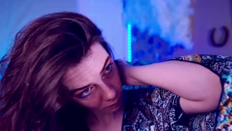 Bella Bondai online show from 04.04.26