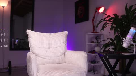   online show from 02.11.25