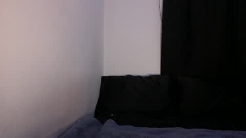 Snapshot of xoxo_k chatting on 01.22.25 Miss K online show from 01.22.25