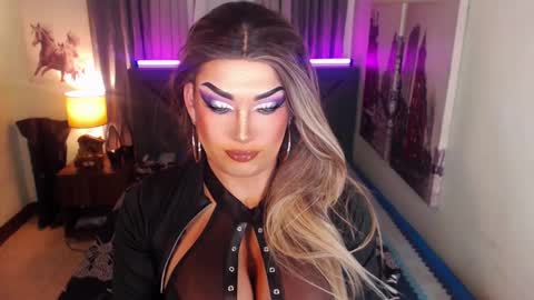 Cattaleya online show from 02.19.25