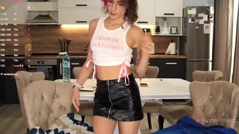 FrancyStepmom and YStepson    INTERESTED IN A GIRL-GIRL COLLABORATION  TEXT ME HERE  or INSTAGRAM online show from 11.04.25