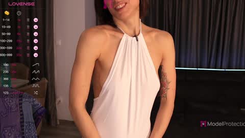 FrancyStepmom and YStepson    INTERESTED IN A GIRL-GIRL COLLABORATION  TEXT ME HERE  or INSTAGRAM online show from 03.04.26