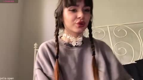 Lily online show from 06.11.26