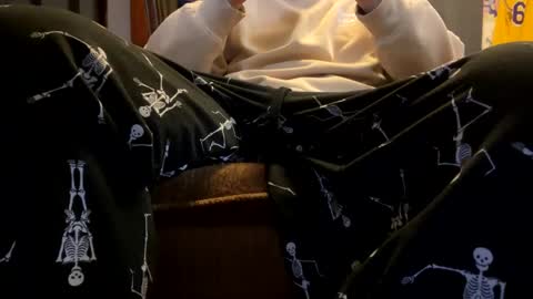 Snapshot of xxbuddhaboiiixx chatting on 12.02.24 xSlayzx online show from 12.02.24