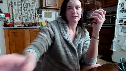 Snapshot of xxdana chatting on 12.22.24 Deezy online show from 12.22.24