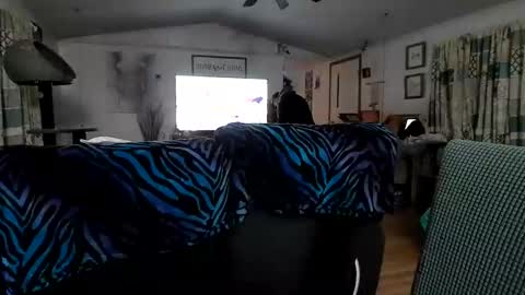 Snapshot of xxdana chatting on 03.02.25 Deezy online show from 03.02.25