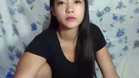 Snapshot of xxkylie18 chatting on 10.09.25 xxkylie18 online show from 10.09.25