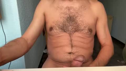 Snapshot of xxlspain_ chatting on 10.16.25 xxlspain_ online show from 10.16.25