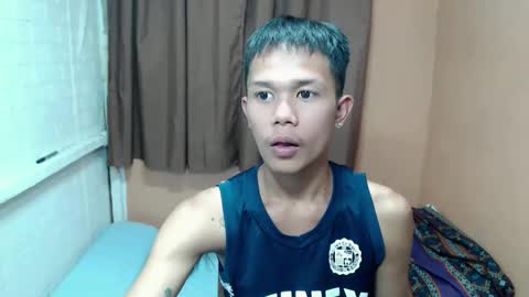 Snapshot of xxronnie chatting on 03.23.26 xxronnie online show from 03.23.26