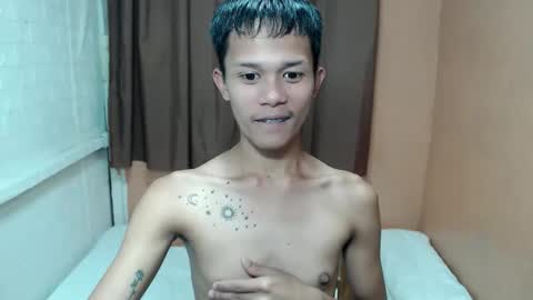 Snapshot of xxronnie chatting on 04.12.26 xxronnie online show from 04.12.26