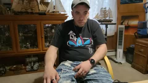 xxScubaStevexx online show from 04.13.26