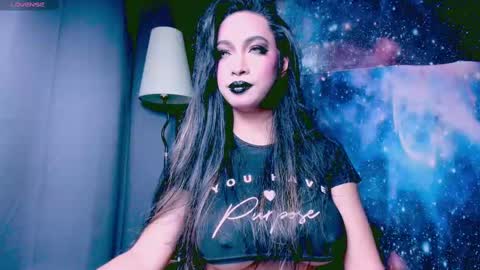 Snapshot of xxsexyandhotxx chatting on 02.26.25 Lara online show from 02.26.25