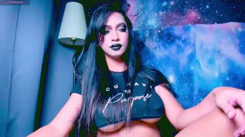 Snapshot of xxsexyandhotxx chatting on 02.28.25 Lara online show from 02.28.25