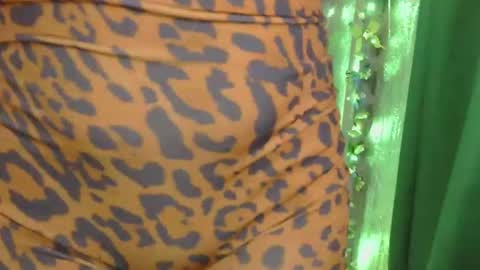 Snapshot of xxsexyass chatting on 12.13.24 Kelsey online show from 12.13.24