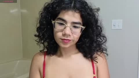 Snapshot of xxsexymami chatting on 06.06.26 xxsexymami online show from 06.06.26