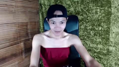 Snapshot of xxskinny_alonzoxx chatting on 03.04.25 Ali online show from 03.04.25