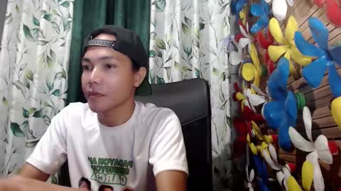 Snapshot of xxskinny_alonzoxx chatting on 09.26.25 Ali online show from 09.26.25