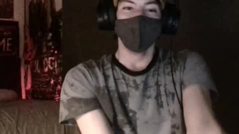 Snapshot of xxwhitefoxx chatting on 03.09.25 David Fox online show from 03.09.25