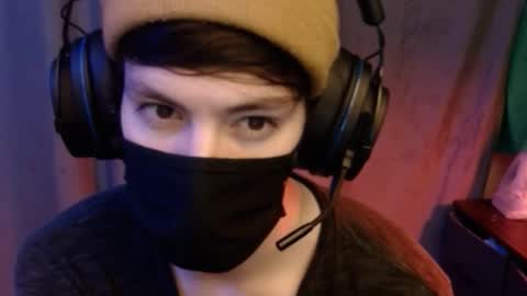 Snapshot of xxwhitefoxx chatting on 10.10.25 David Fox online show from 10.10.25